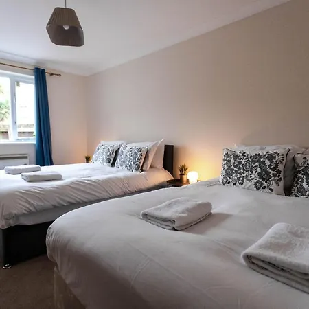 Appartement October Disc - Long - Contractors - Frances Mews