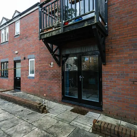 October Disc - Long - Contractors - Frances Mews * Bristol