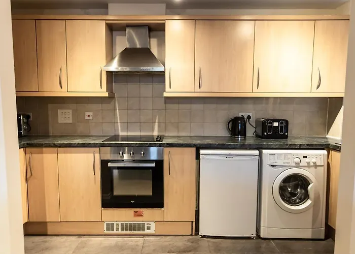 October Disc - Long - Contractors - Frances Mews *