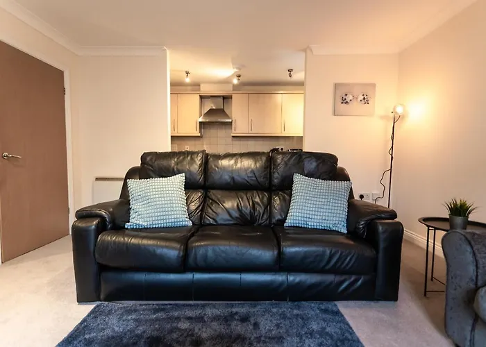 October Disc - Long - Contractors - Frances Mews Apartment *