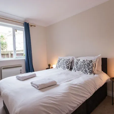 October Disc - Long - Contractors - Frances Mews * Bristol